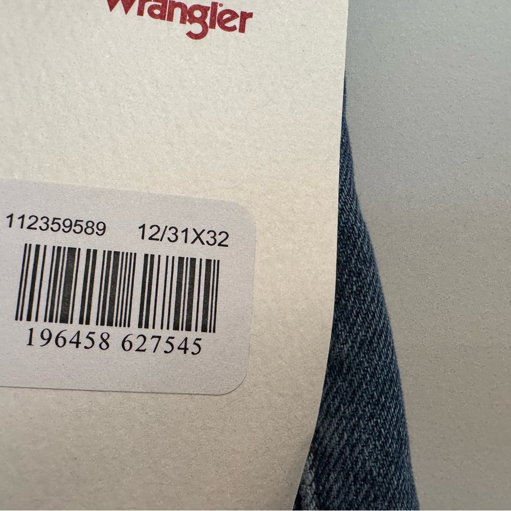 Wrangler Blue Denim Jeans - Picture 5 of 6